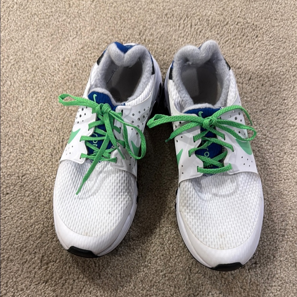 Nike White and Green Sneakers with Breathable Mesh